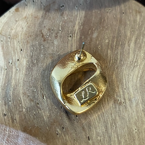 Lady Remington LR Signed Gold Tone Vintage Earrings. - Picture 7 of 9